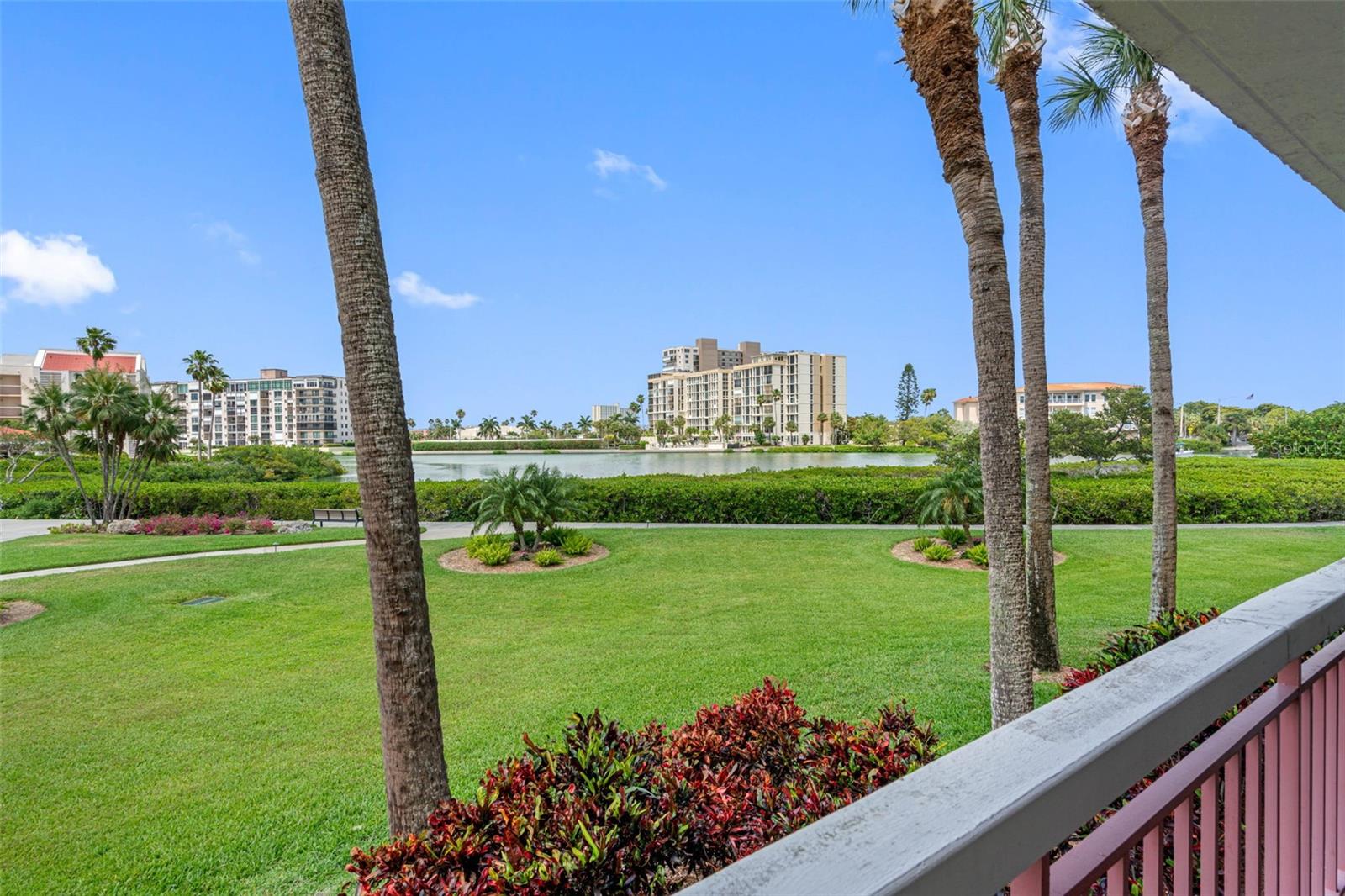 7871 Sailboat Key Blvd S #106, FL