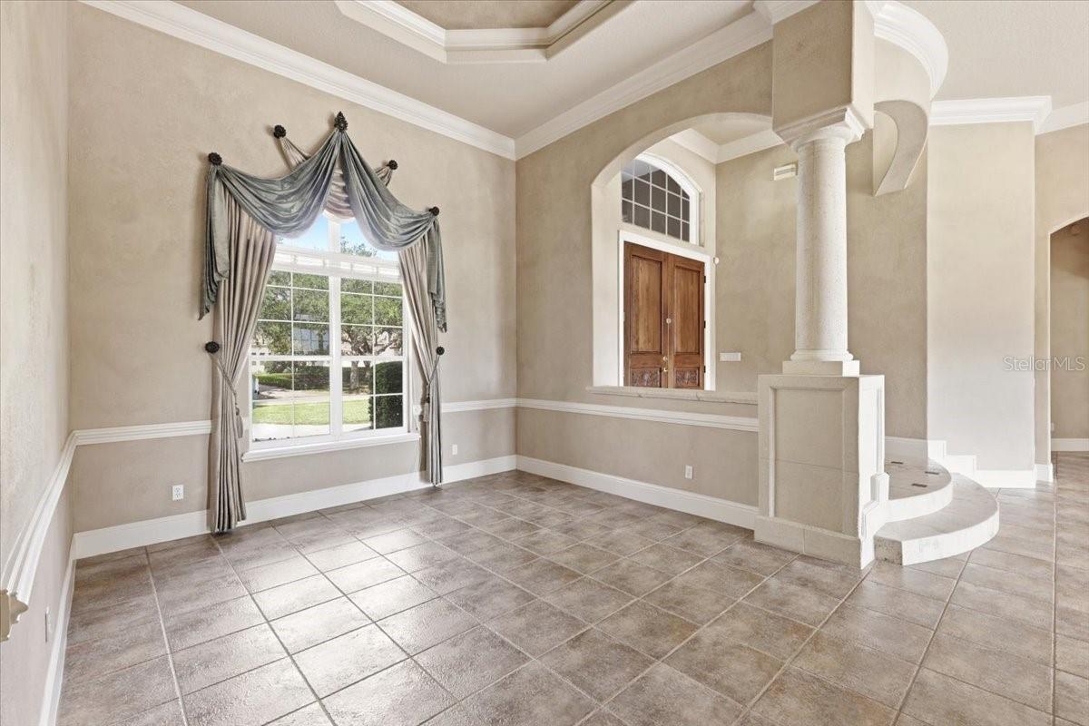 6102 Hampshire Court, FL