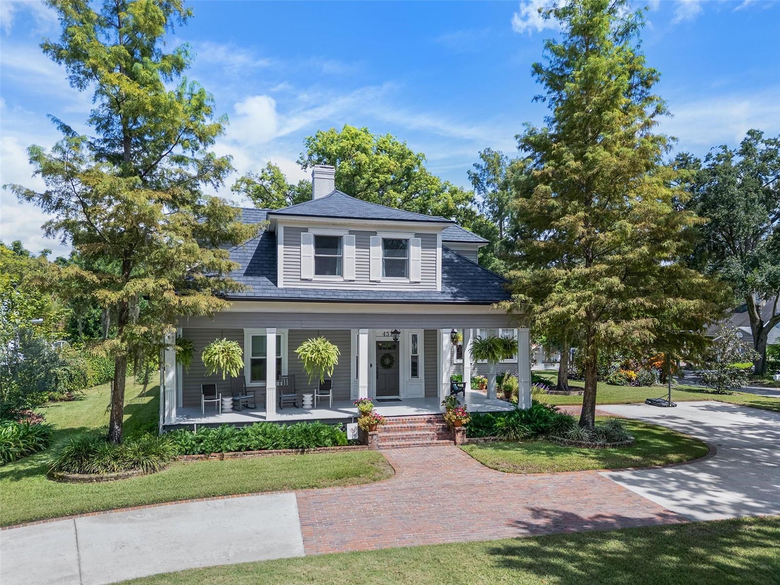 457 New England Avenue, FL