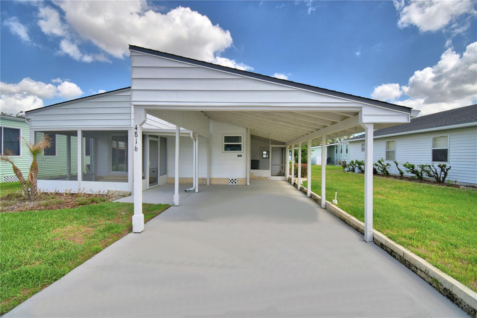 4816 Goldenview Lane, FL