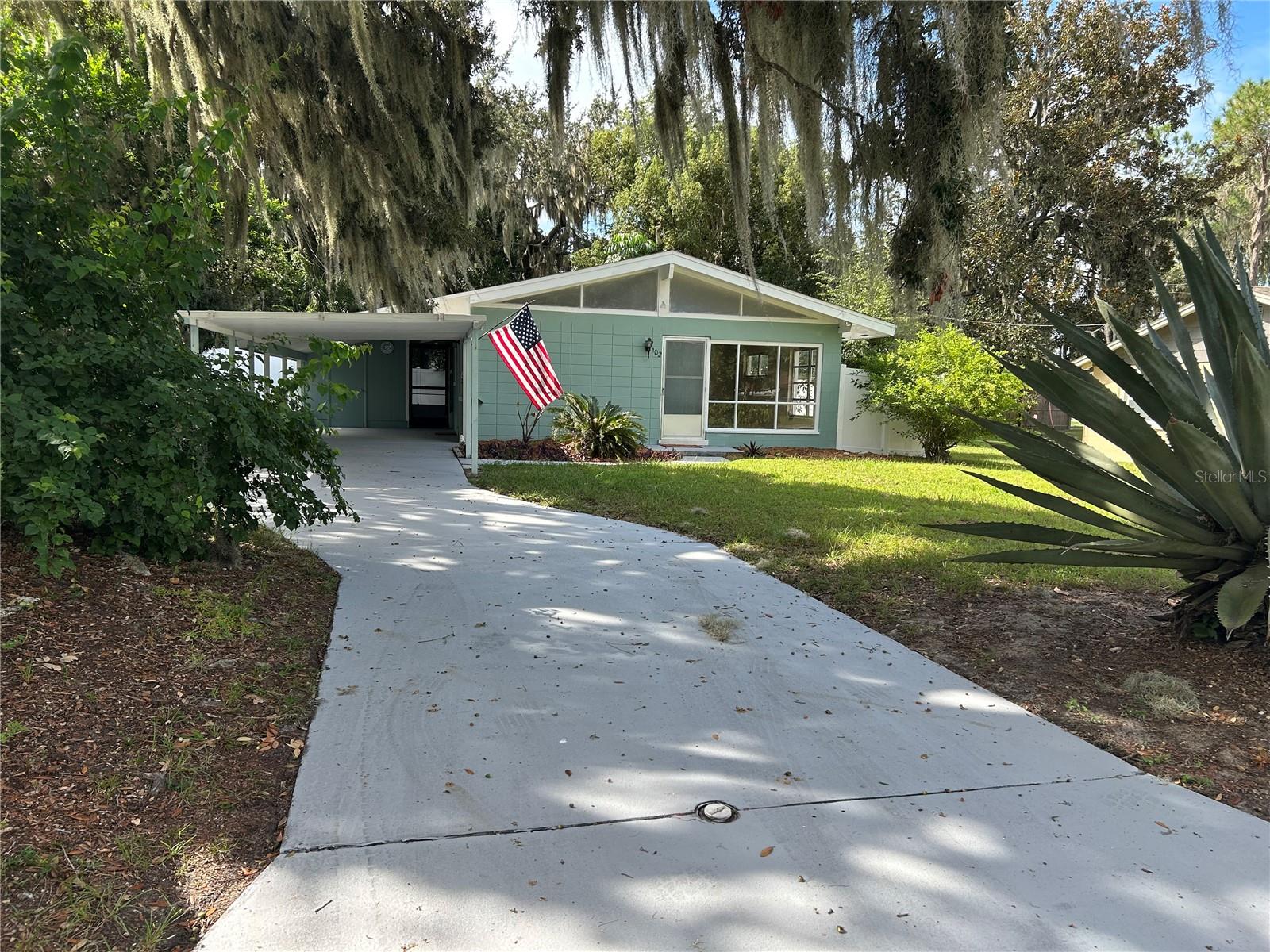 102 Pendleton Avenue, FL