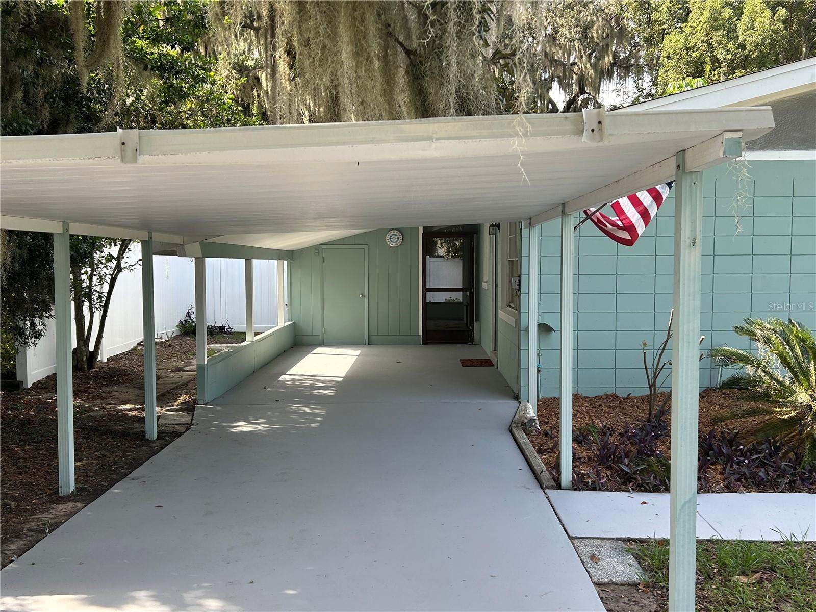 102 Pendleton Avenue, FL