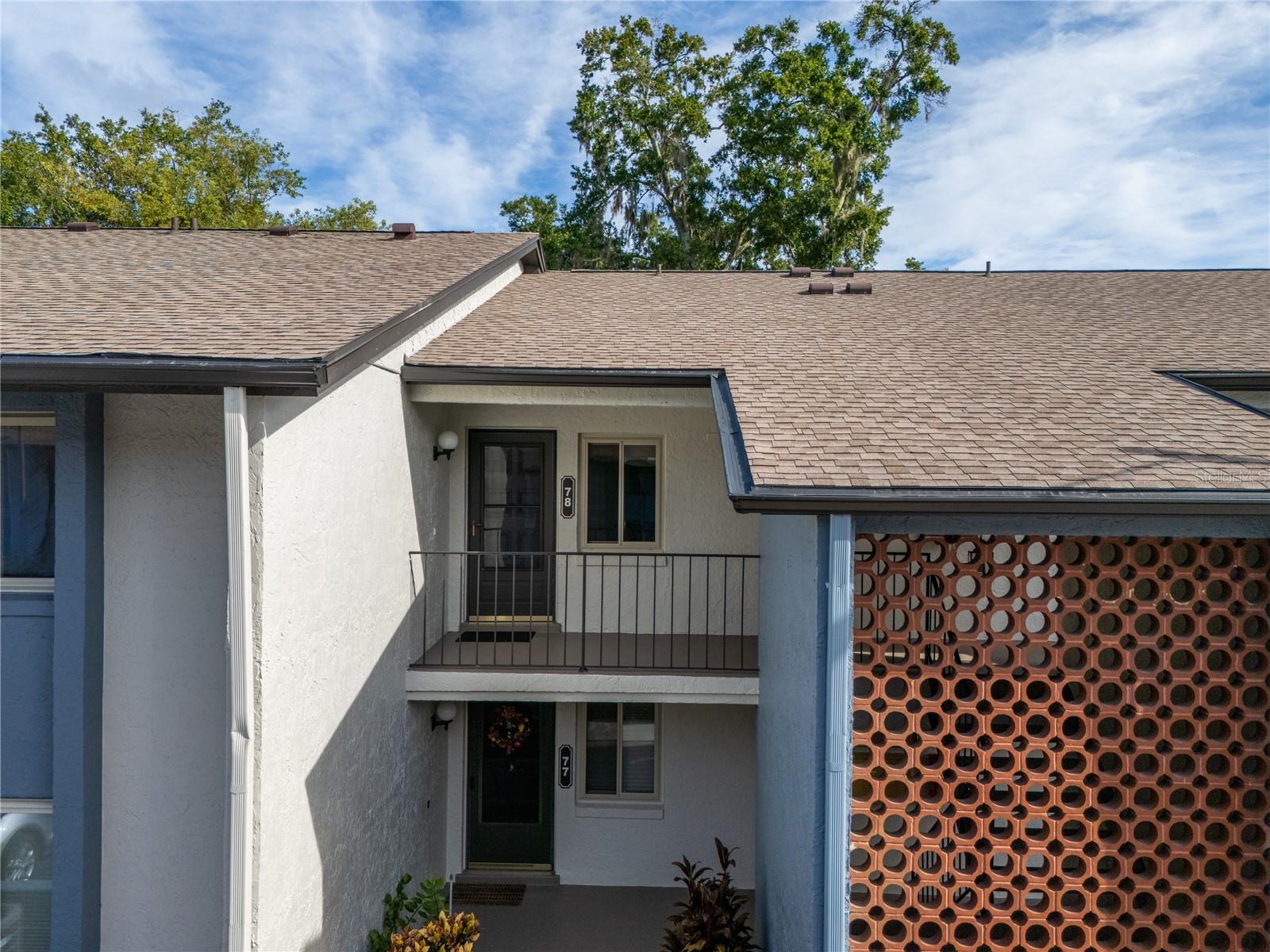 8 Escondido Circle, FL