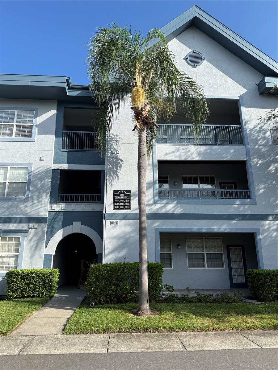 1600 Villa Capri Circle, FL