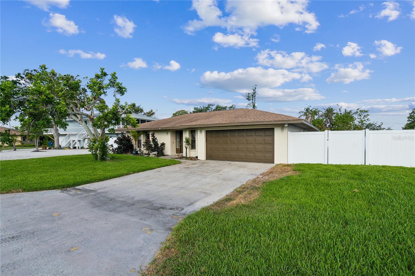 2204 78th Street, FL