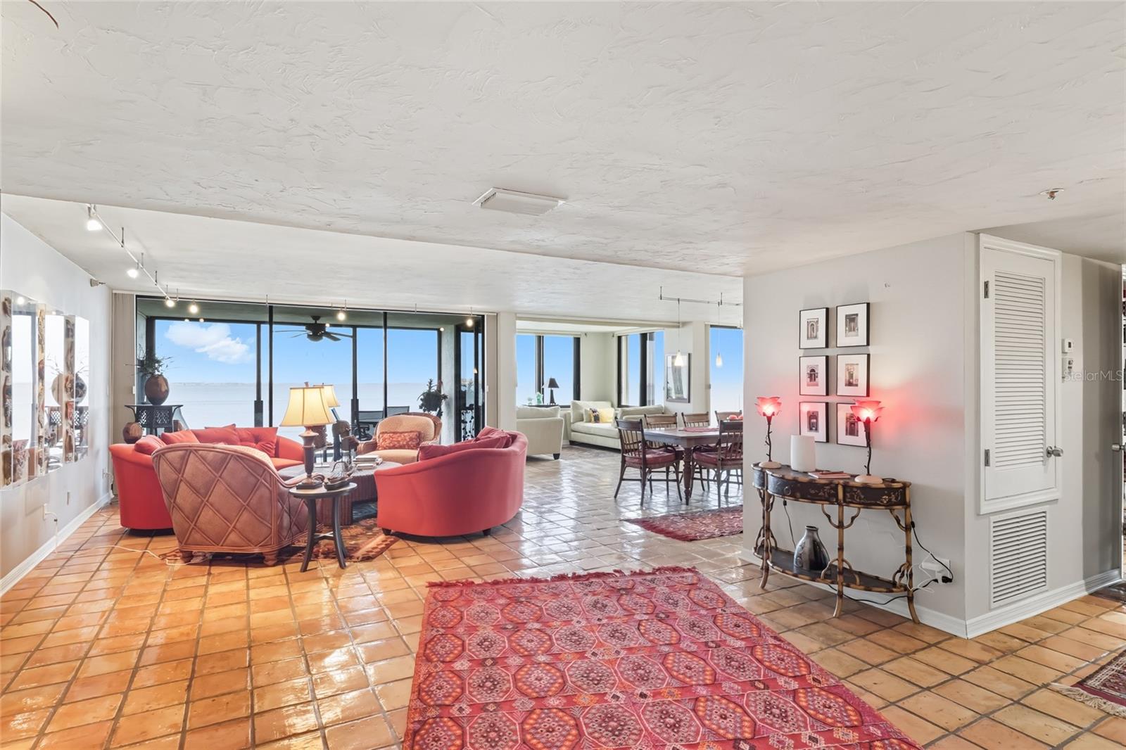97 Sunset Drive, FL