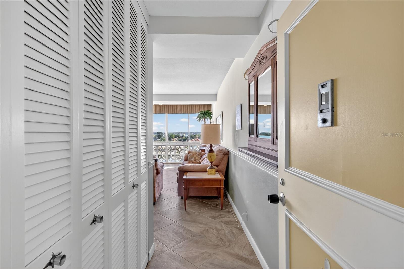 31 Island Way, FL