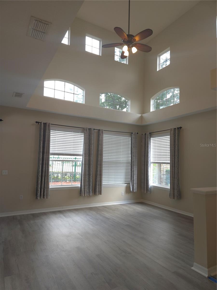 102 Monroe Circle, FL