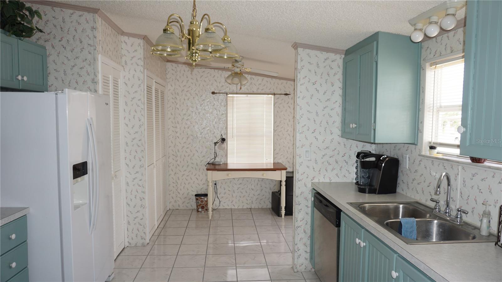 12023 Longhorn Drive, FL