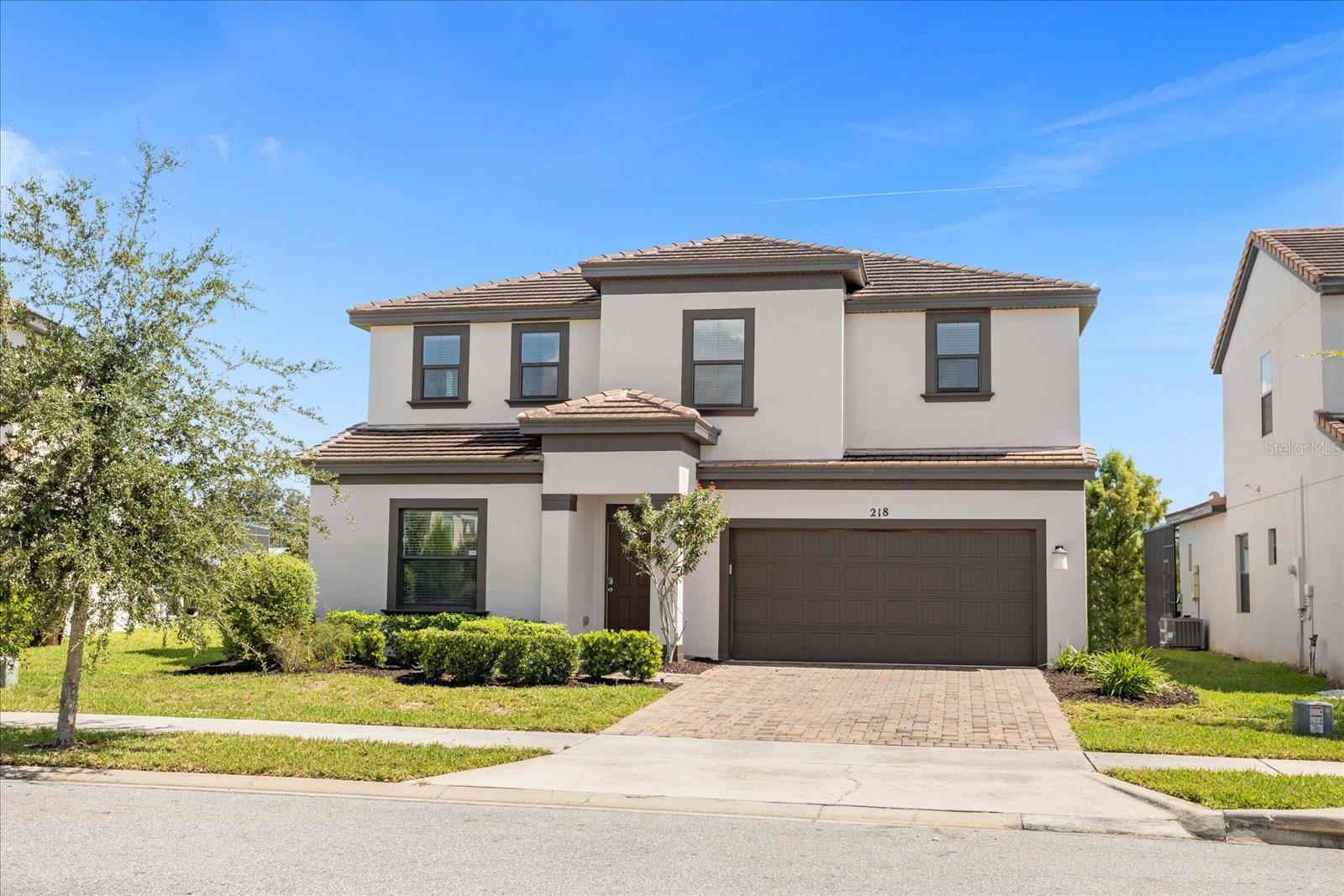 218 Brooke'S Place, FL