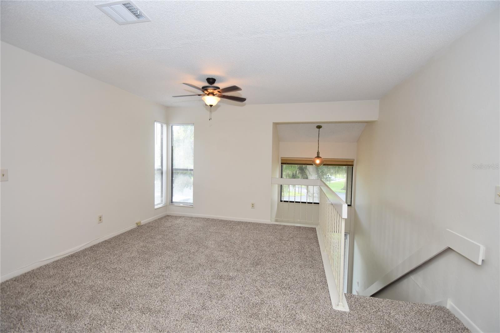 38 Oxford Lane, FL