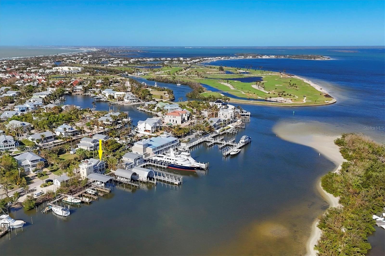 208 Harbor Dr, FL