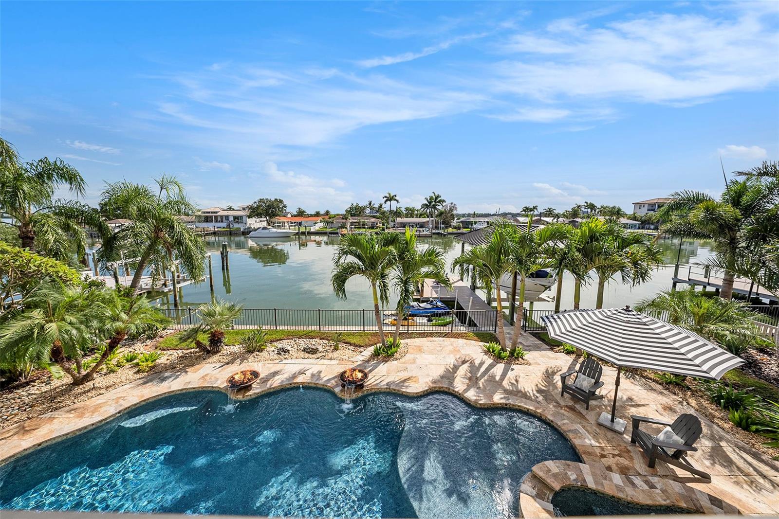 231 Midway Is, FL