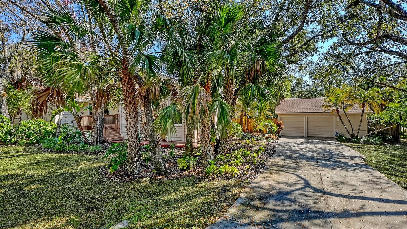 4390 Woodview Drive, FL