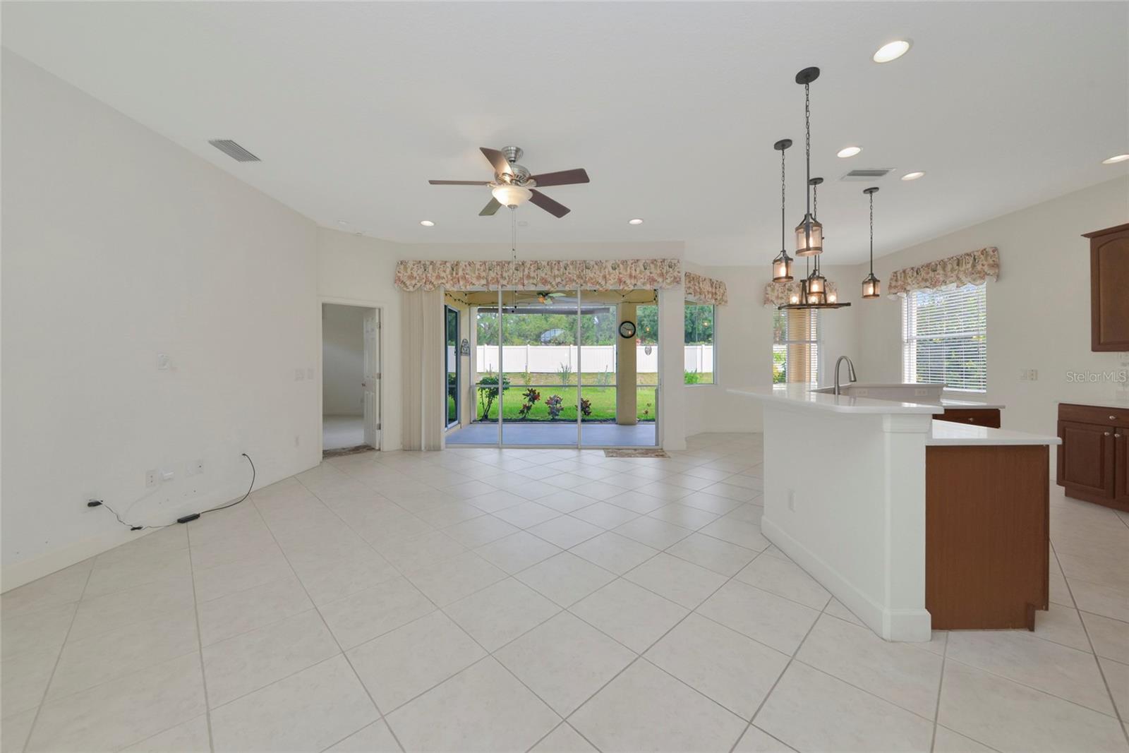 6841 74th Street Circle, FL