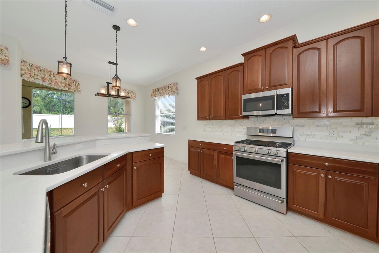 6841 74th Street Circle, FL