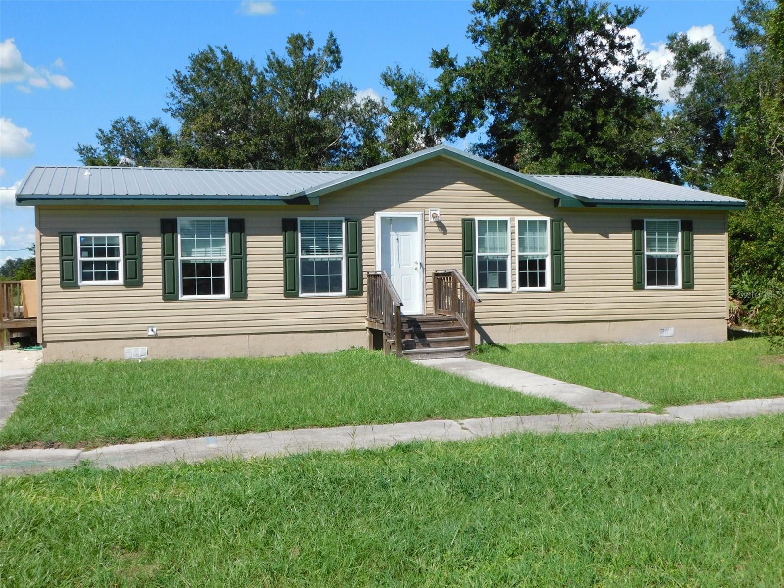 200 Columbia St, FL