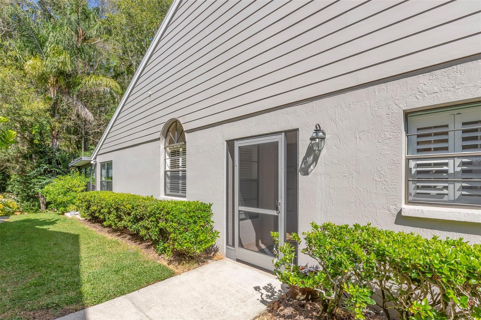 4060 Salem Square Parkway, FL