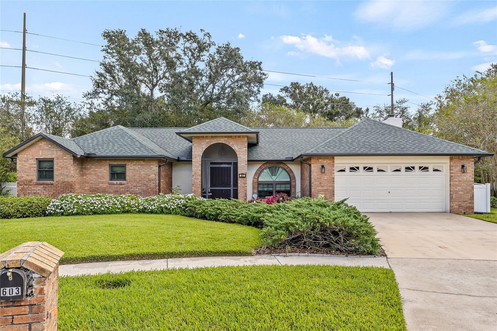 603 Cottage Grove Cir, FL