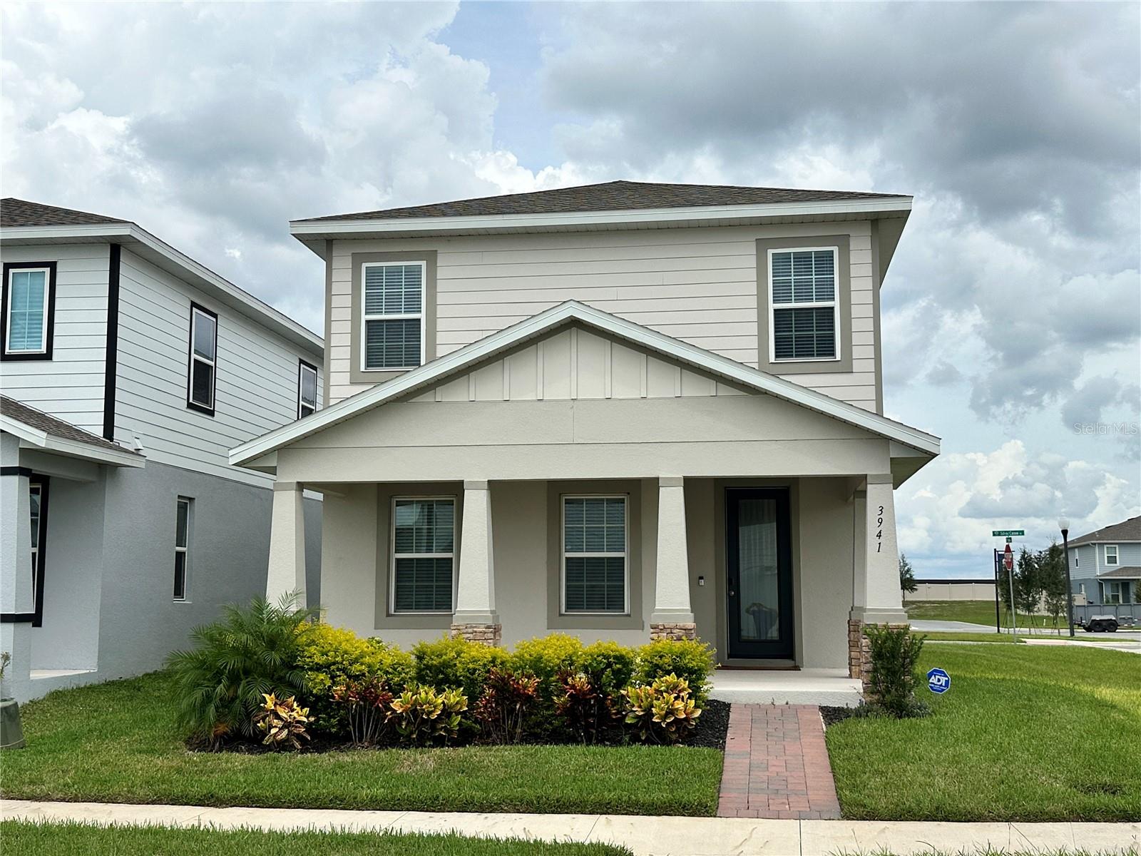 3941 Cuyahoga Valley Court, FL
