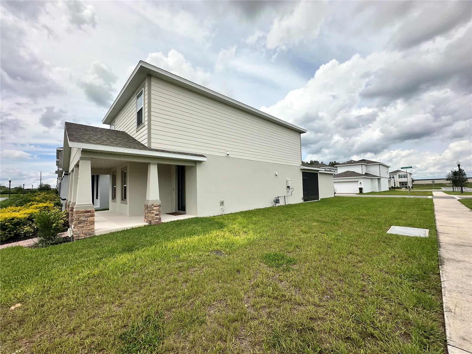 3941 Cuyahoga Valley Court, FL