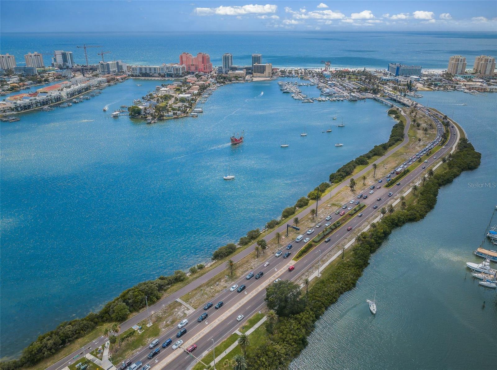 31 Island Way, FL