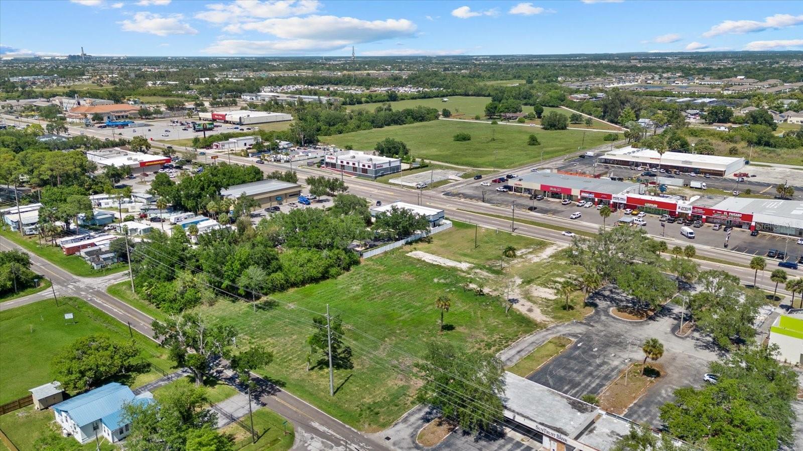 610 N Us Highway 41, FL