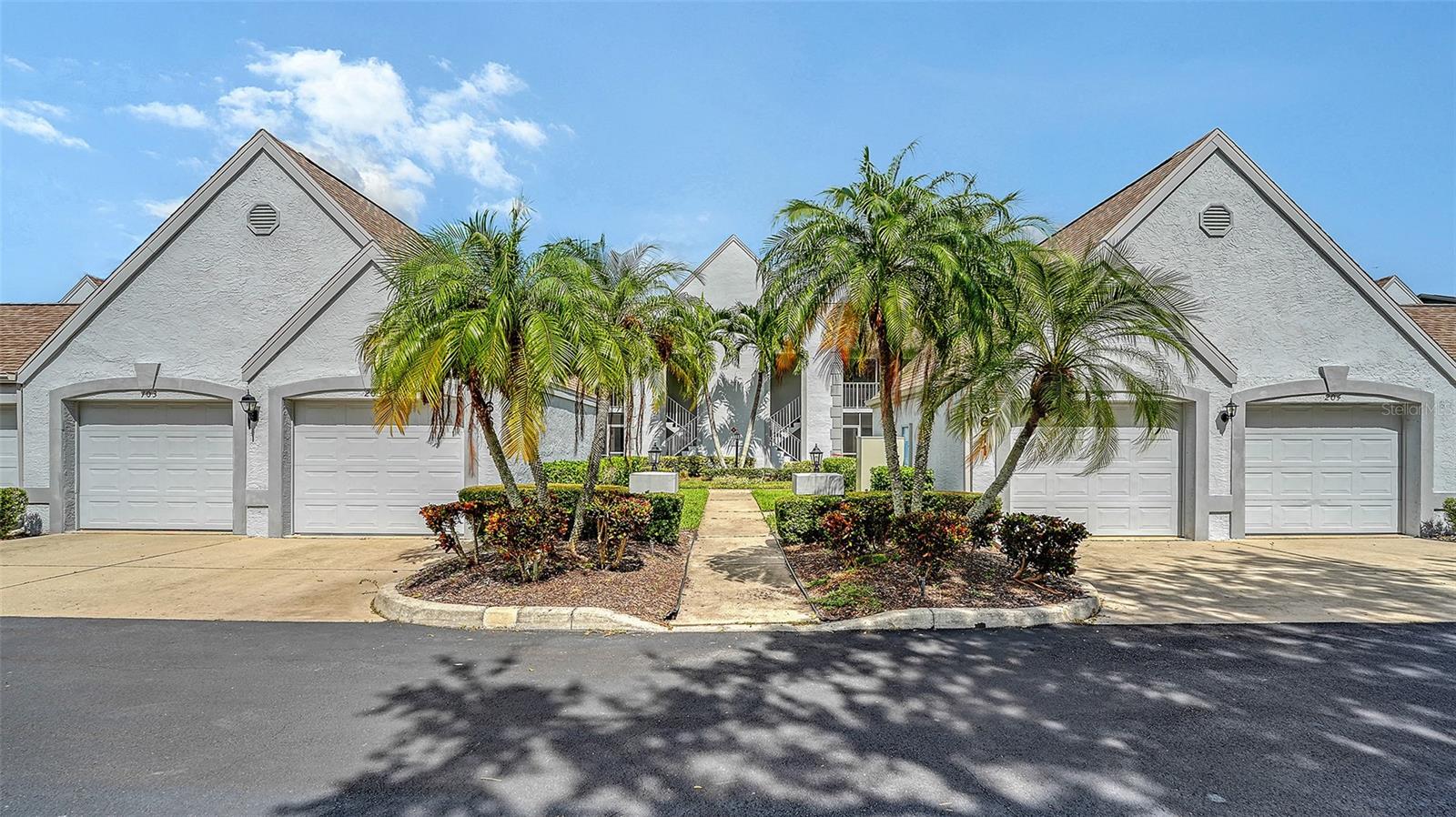 6611 Stone River Road, FL