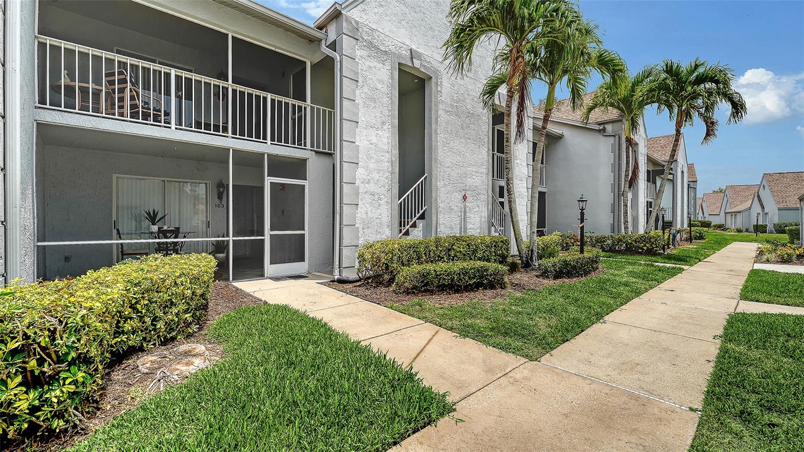 6611 Stone River Road, FL