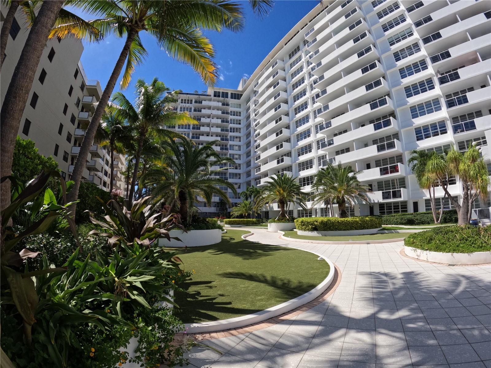 100 Lincoln Road, FL