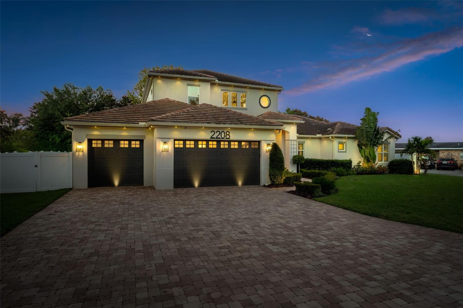 2208 Cove Court, FL