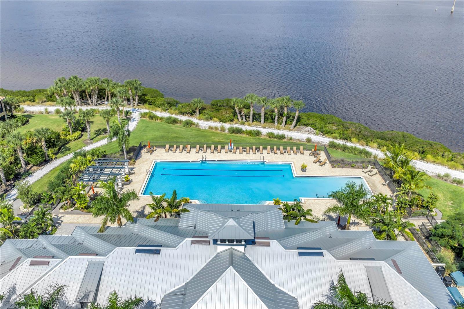 1030 Tidewater Shores Loop, FL