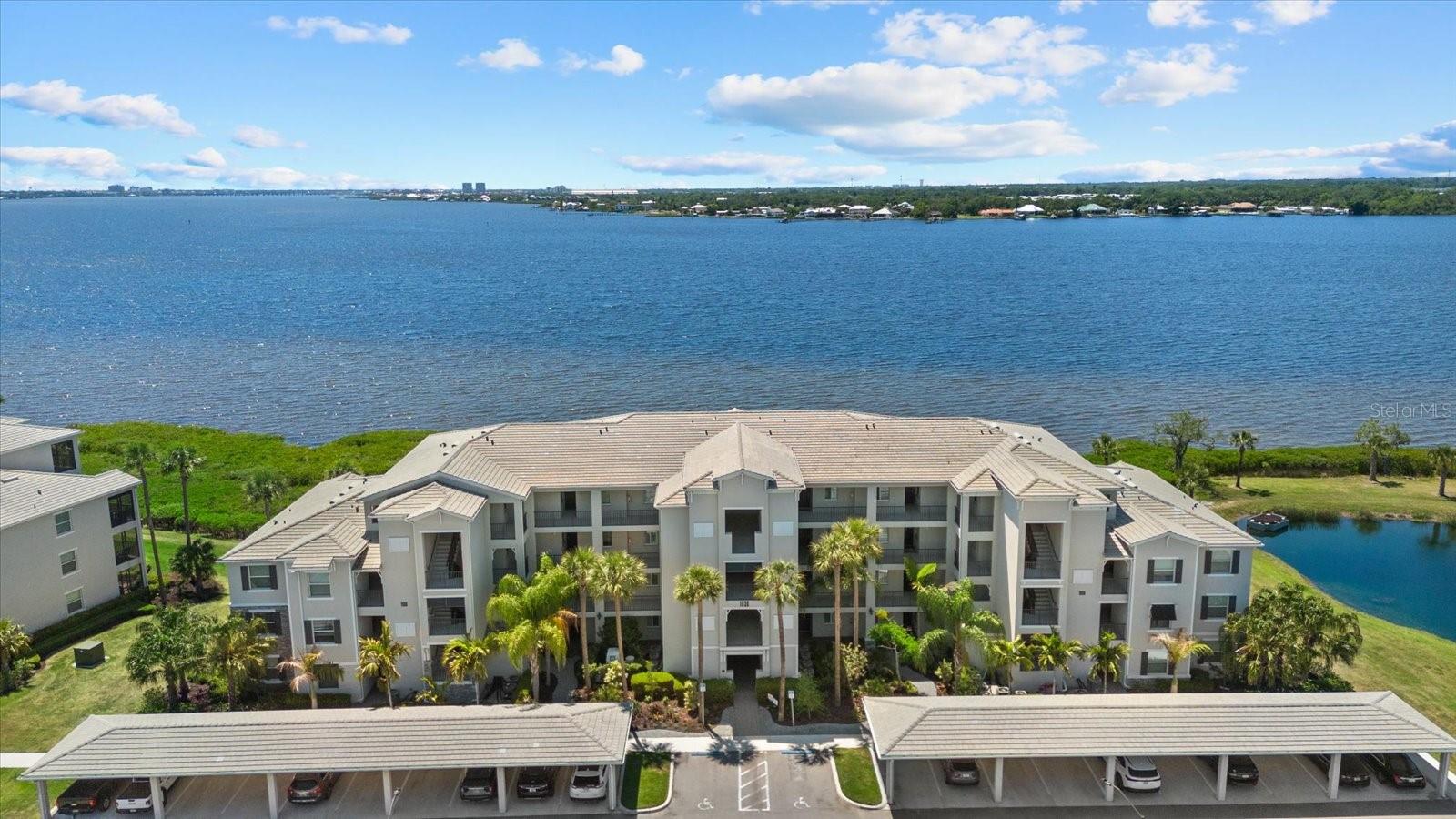 1030 Tidewater Shores Loop, FL