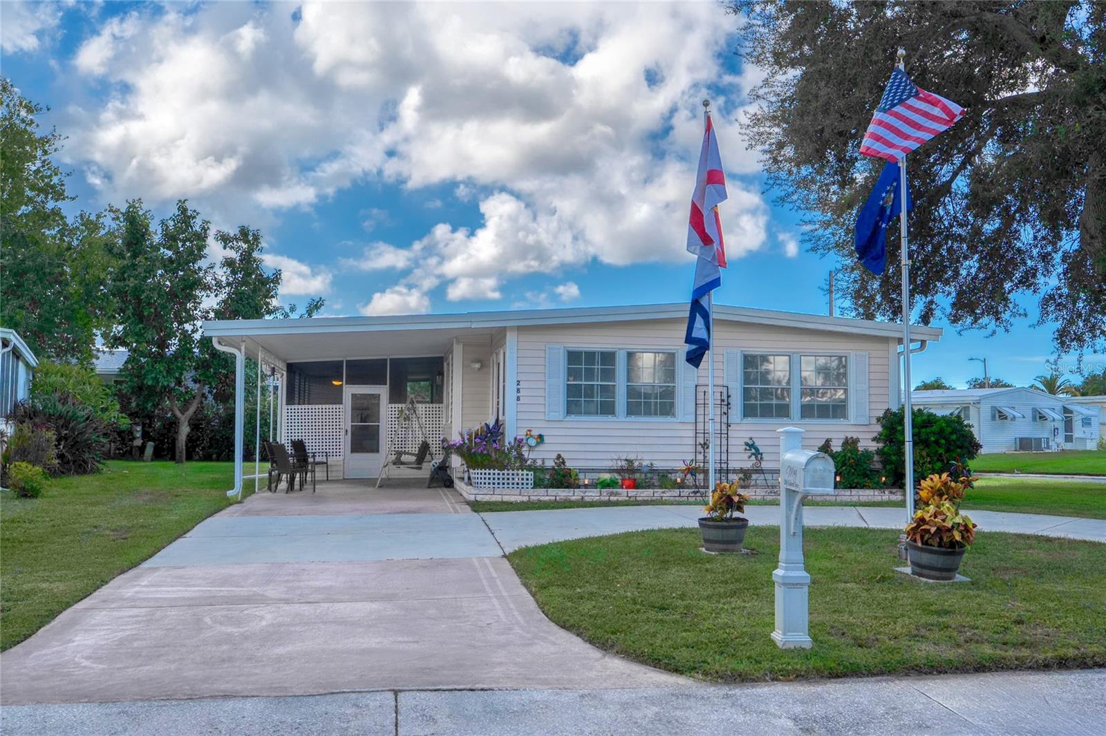 288 Salem Avenue, FL