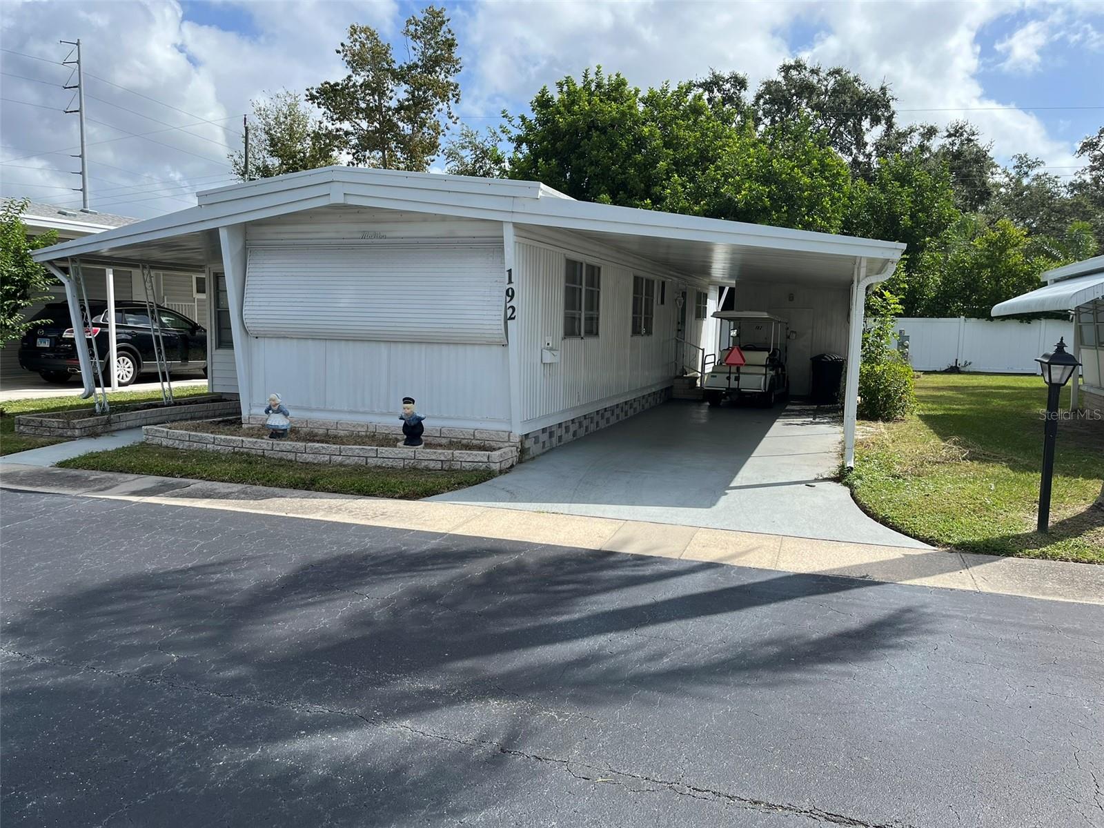 1040 Main Street, FL