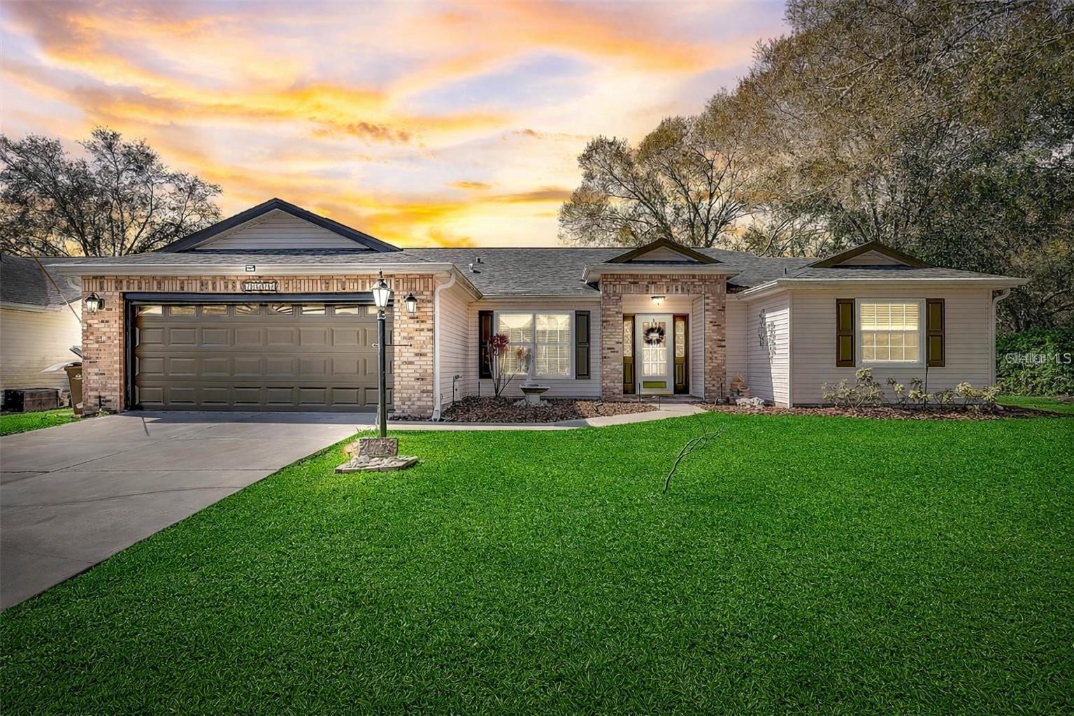 25273 Lost Oak Cir, FL