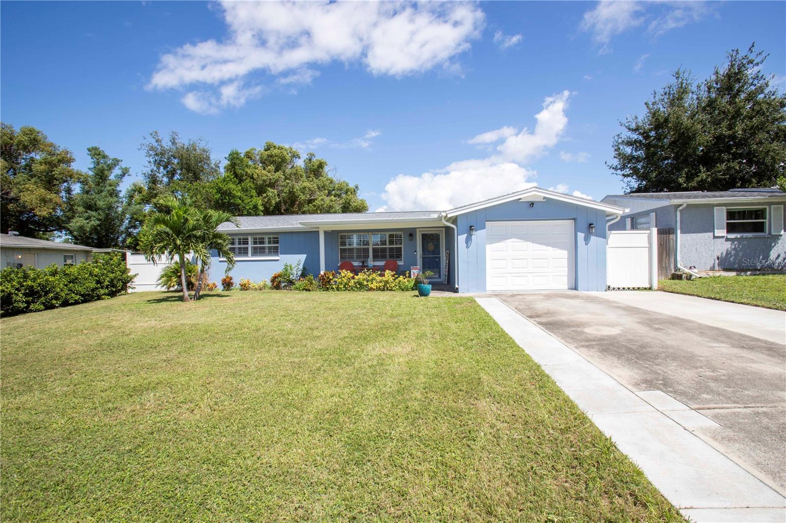 5240 School Rd, FL