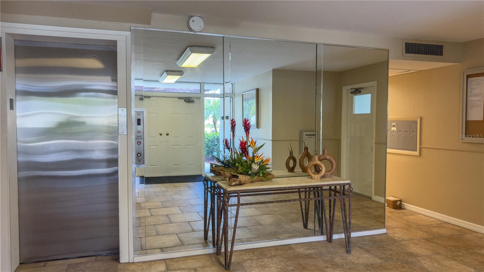7461 Country Club Drive, FL
