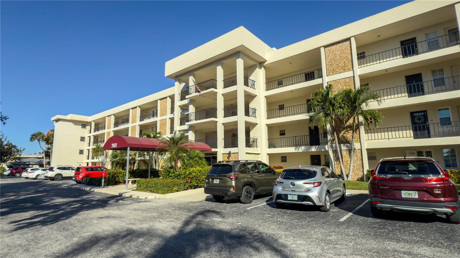 7461 Country Club Drive, FL