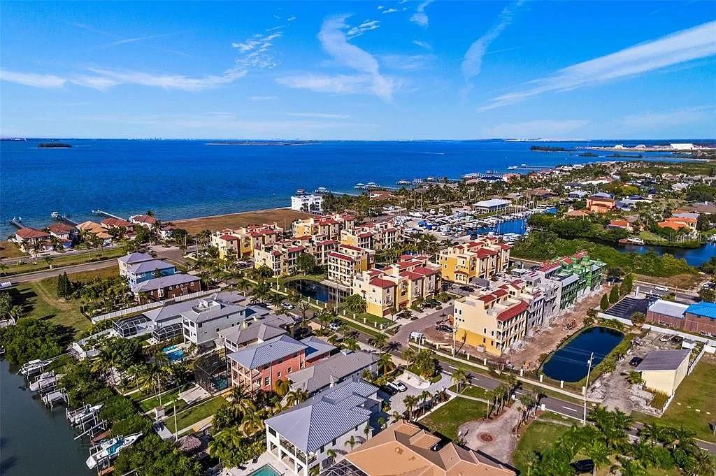 6418 Margarita Shores Lane, FL