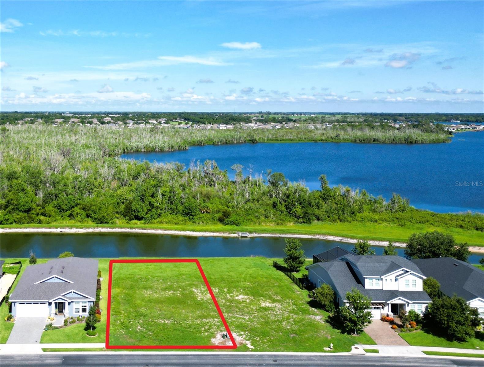 493 Adams View Ln, FL