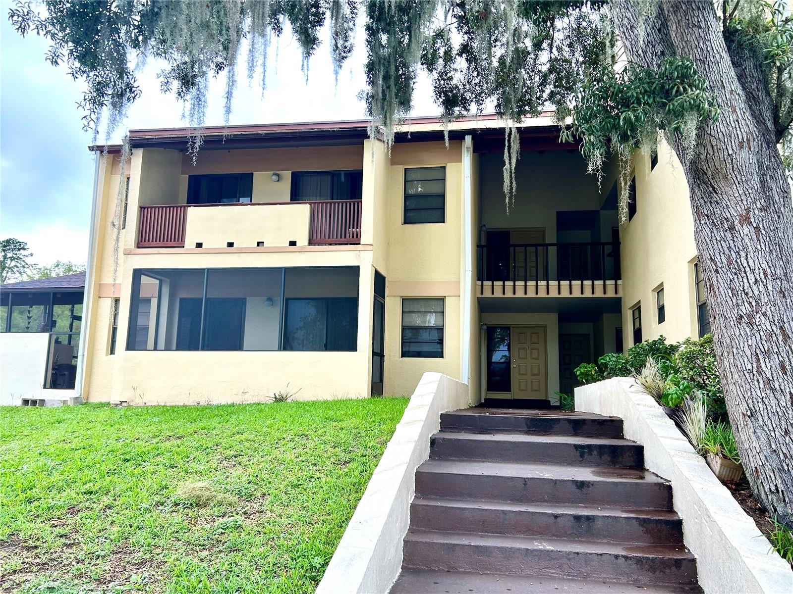 3525 E Fort King St #140, FL