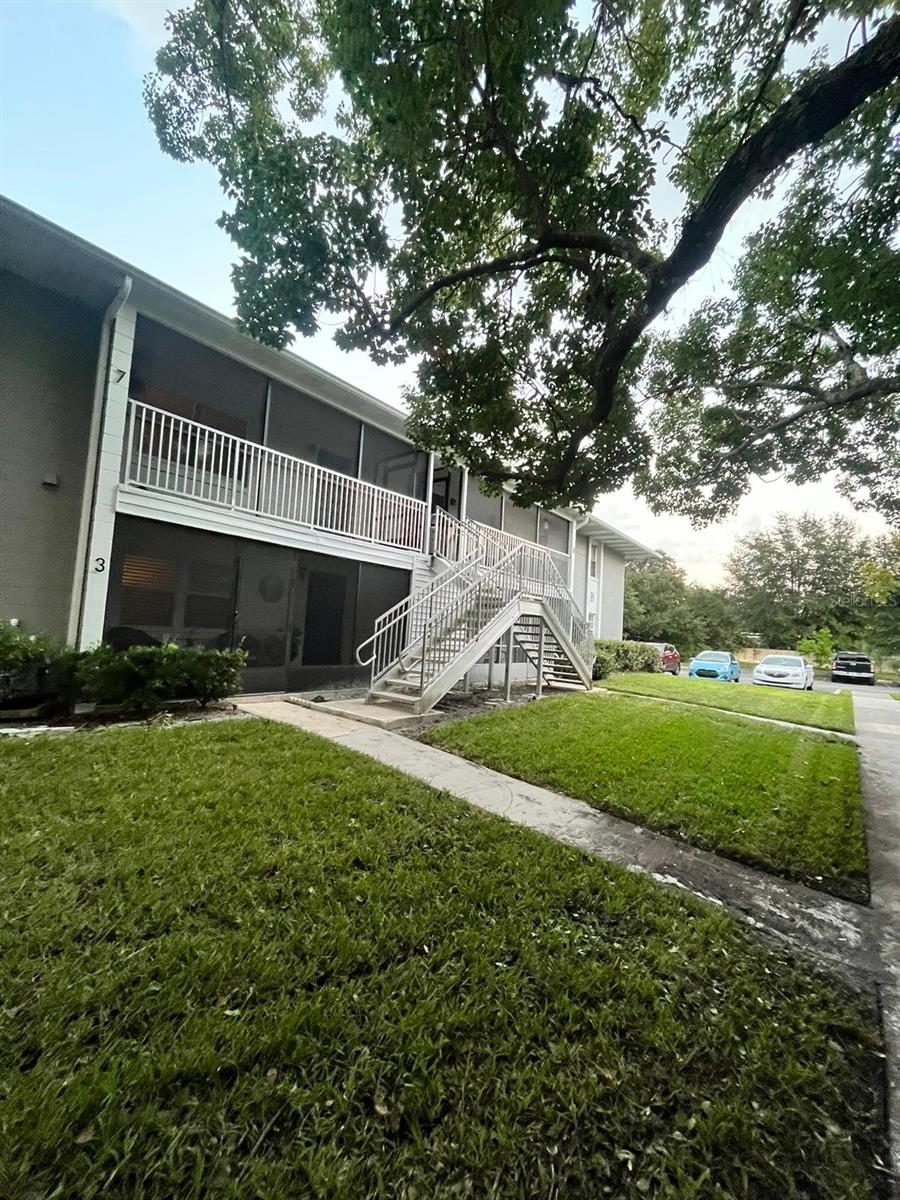 700 Airport Boulevard, FL