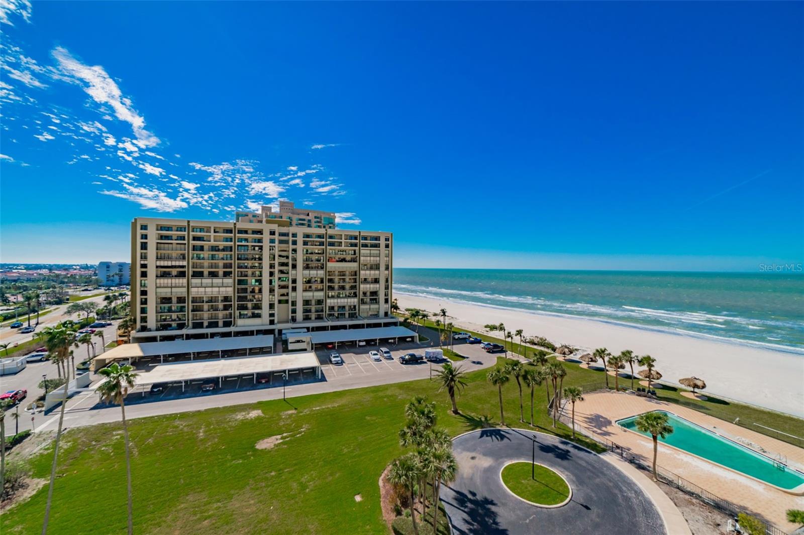 1460 Gulf Blvd #811, FL
