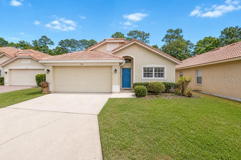 934 Torrey Pine Dr, FL