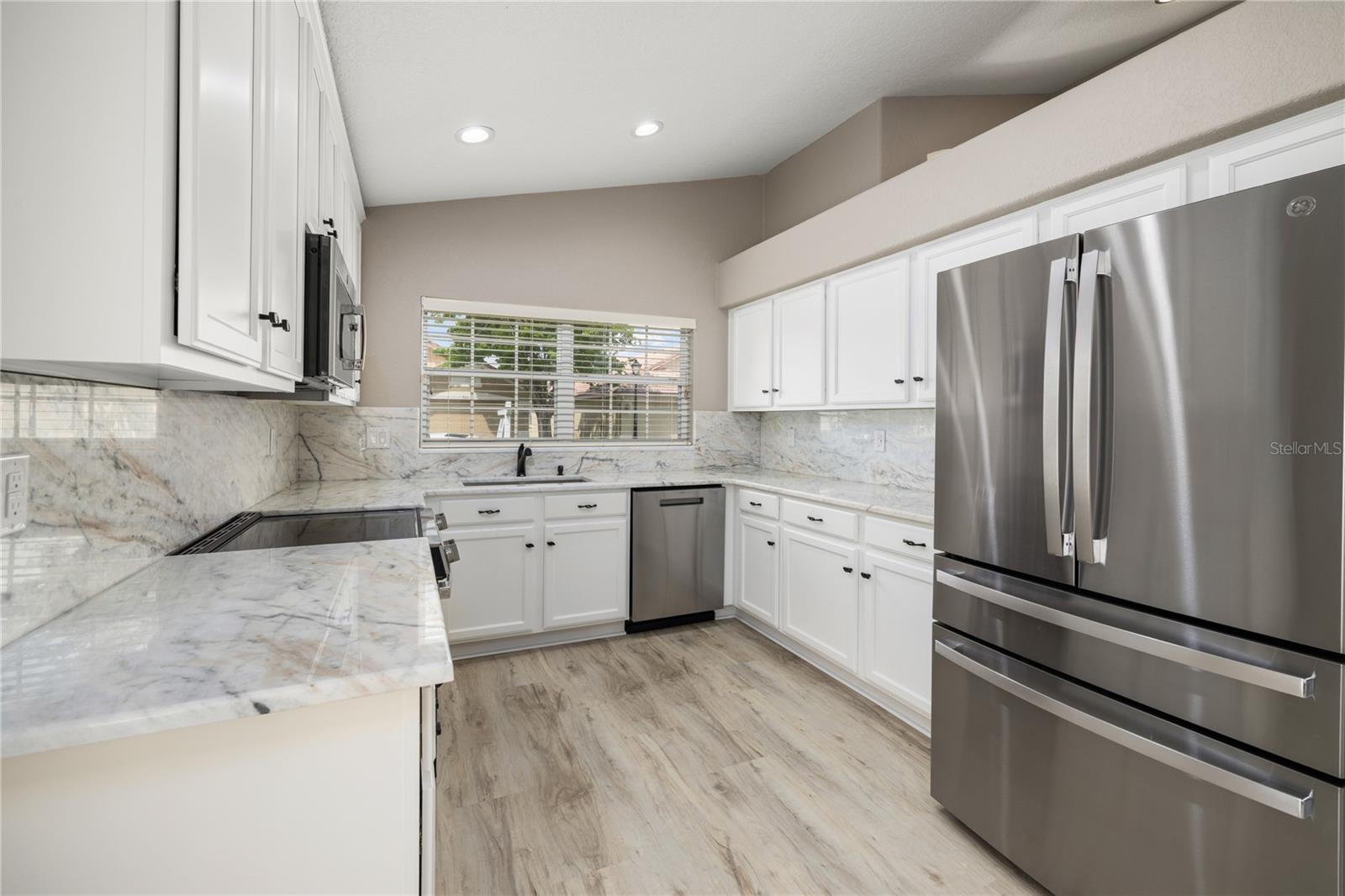934 Torrey Pine Drive, FL