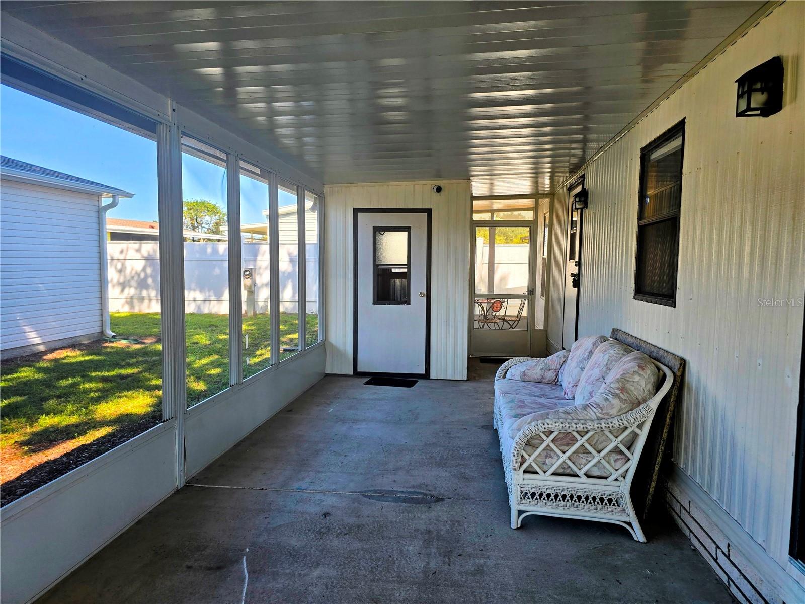 615 Cottage Park Lane, FL