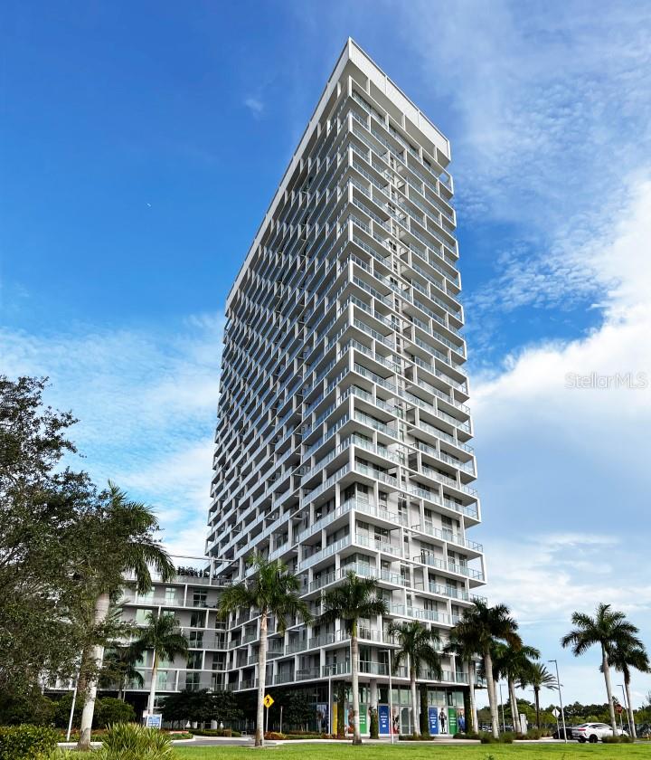2,000 Metropica Way #1708, FL