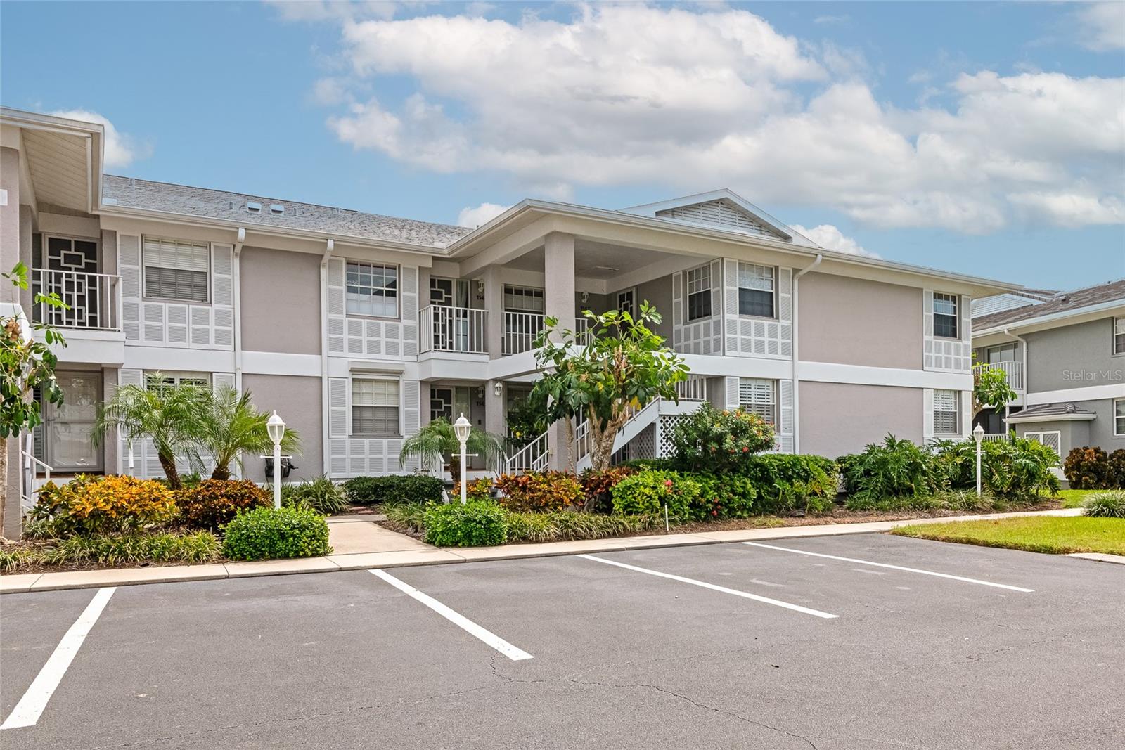 1145 Edgewater Circle, FL