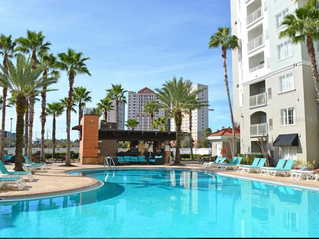 7383 Universal Blvd, FL